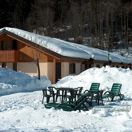 Chalet Presanella Temu Exterior photo