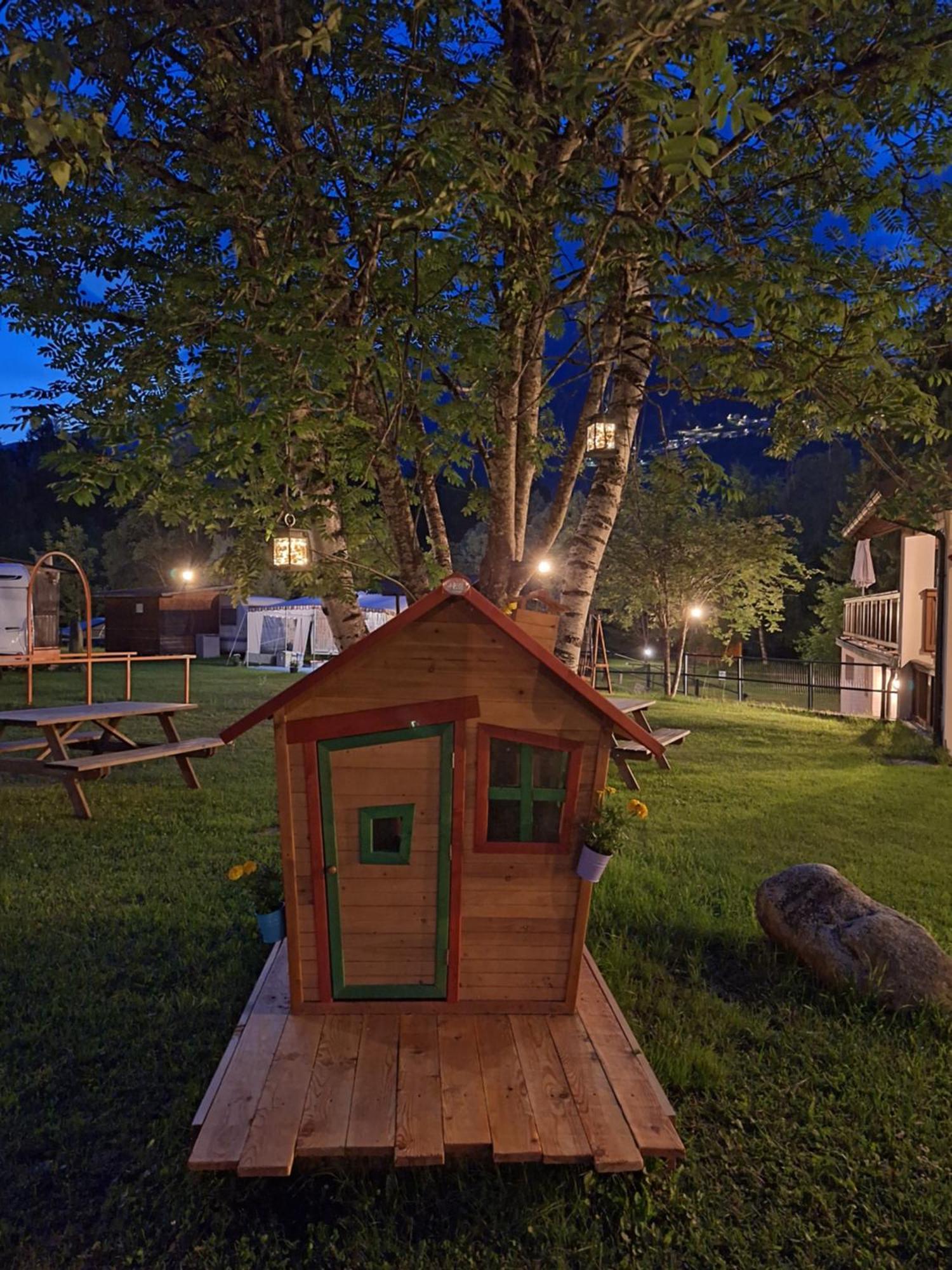 Chalet Presanella Temu Exterior photo